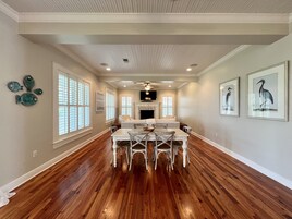 Televisión de pantalla plana, películas de estreno