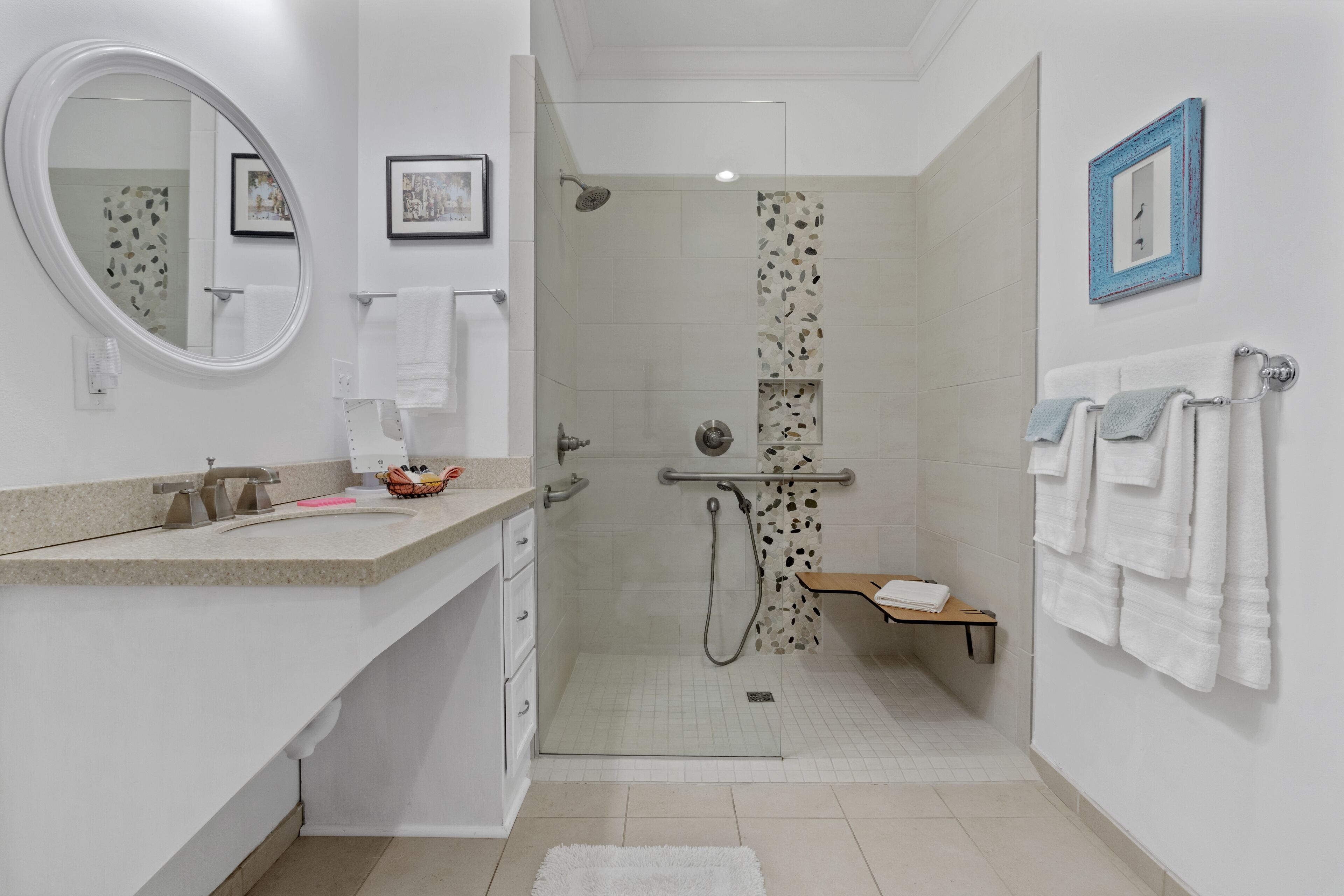 極品雙人房, 2 張標準雙人床 | 浴室 | 吹風機、浴袍、毛巾、肥皂