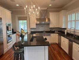 奢華獨棟房屋 | 私人廚房 | 小冰箱、微波爐、咖啡機/沖茶器、紙巾