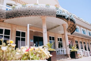 Front of property - Bridge Congress & Conference Hotel (Krasnodar)
