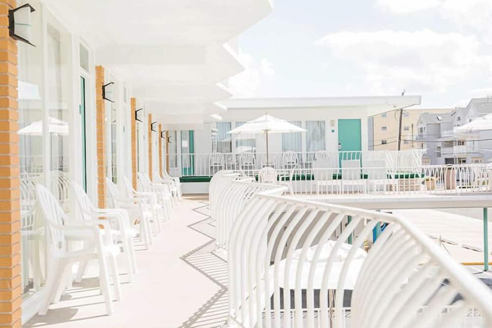 Biscayne Family Resort