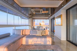 Penthouse | Terrace/patio