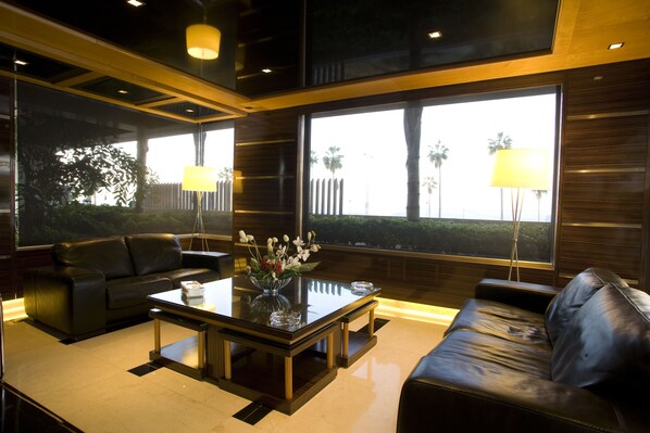 Sala de estar en el lobby