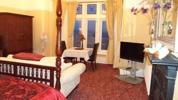 Executive Double Room, Ensuite, Sea View