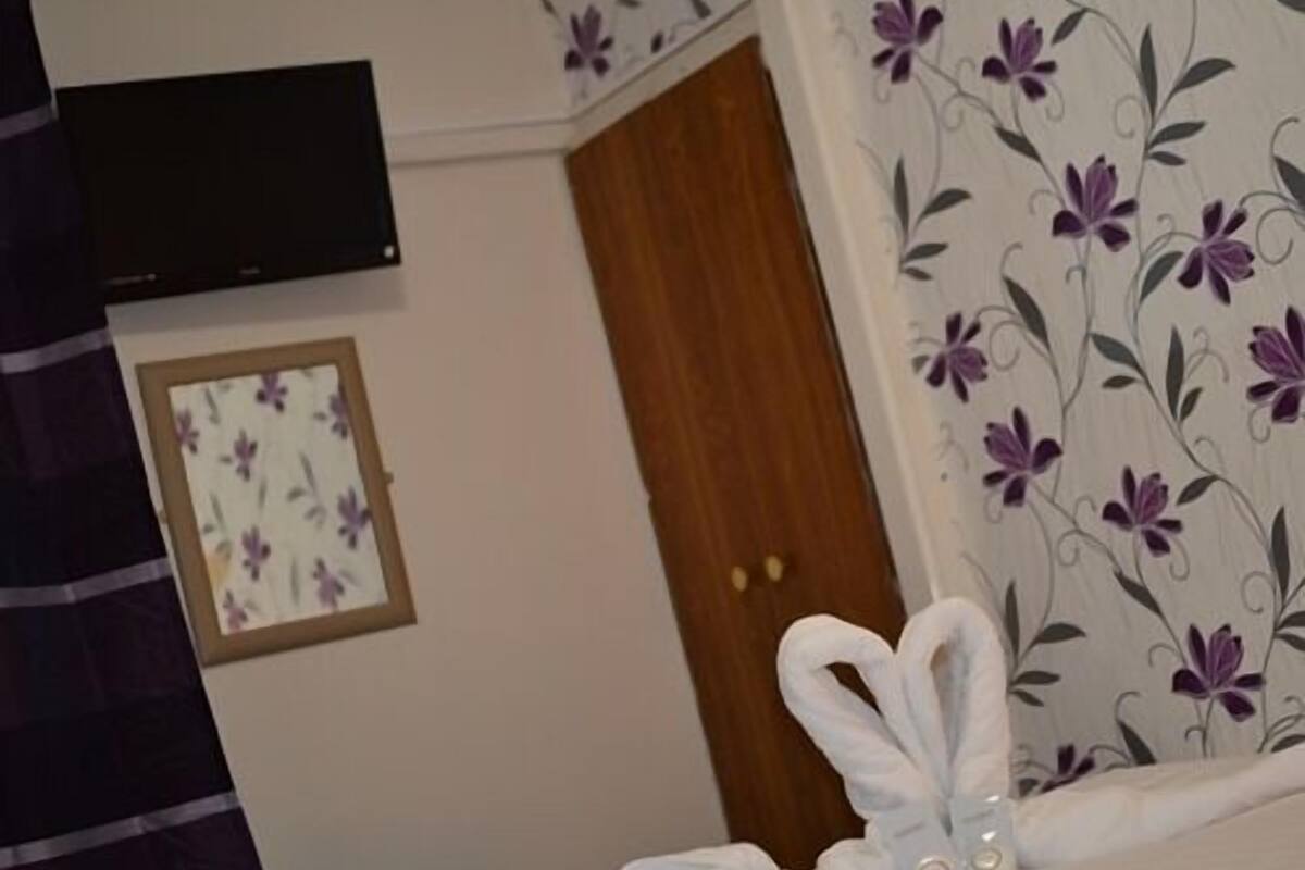 Standard Double Room, Ensuite