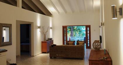 Bantopa Apartments & Villas