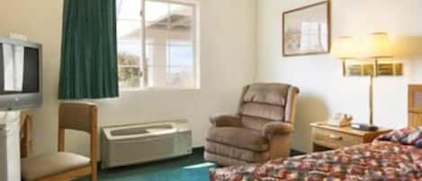 Desk, iron/ironing board, free WiFi, bed sheets