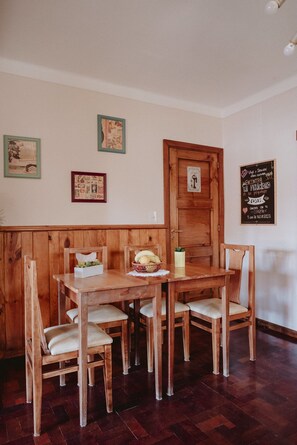 Daily continental breakfast (USD 5 per person)