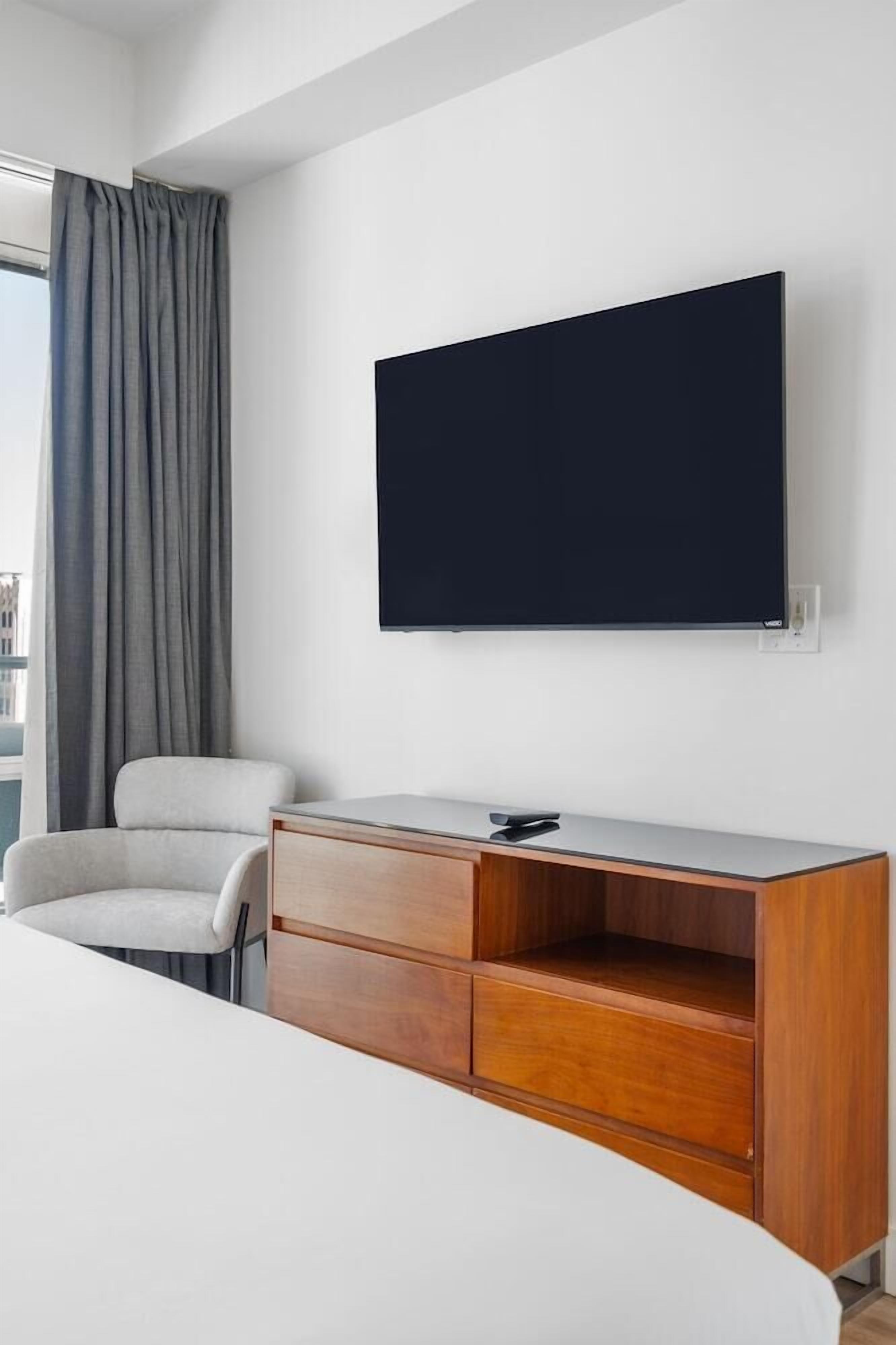 1 bedroom, premium bedding, down duvets, pillow-top beds