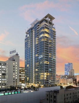 Hotel Exterior at Level Los Angeles Downtown - South Olive