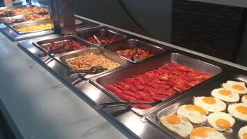 Free daily buffet breakfast