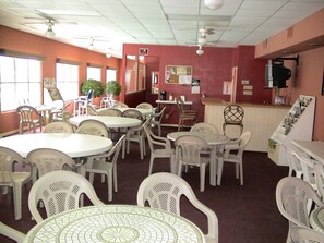 Restaurant - Gulfview by South Padre Condo Rentals (South Padre Island)