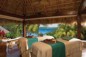 Couples treatment room(s), sauna, steam room, body treatments