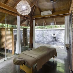 Body treatments, aromatherapy, deep-tissue massages, Swedish massages