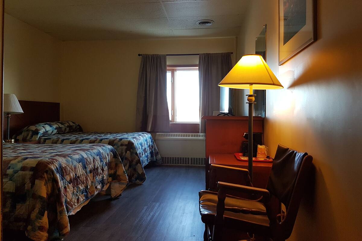 Standard Double Room, 2 Double Beds | WiFi (free)