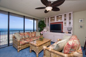 Condo, 3 Bedrooms, Balcony, Ocean View (#1) | Living room | LCD TV