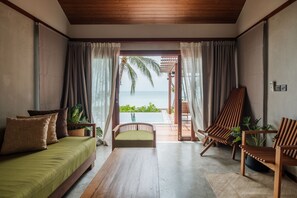 Beachfront villa, 2 bedrooms with private pool | Minibar, in-room safe, desk, iron/ironing board - Banana Fan Sea Resort (Koh Samui)