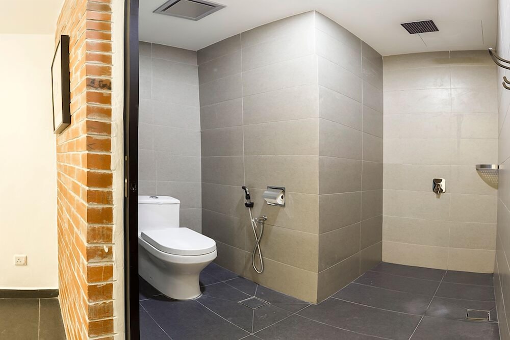 Roomies Suites by null