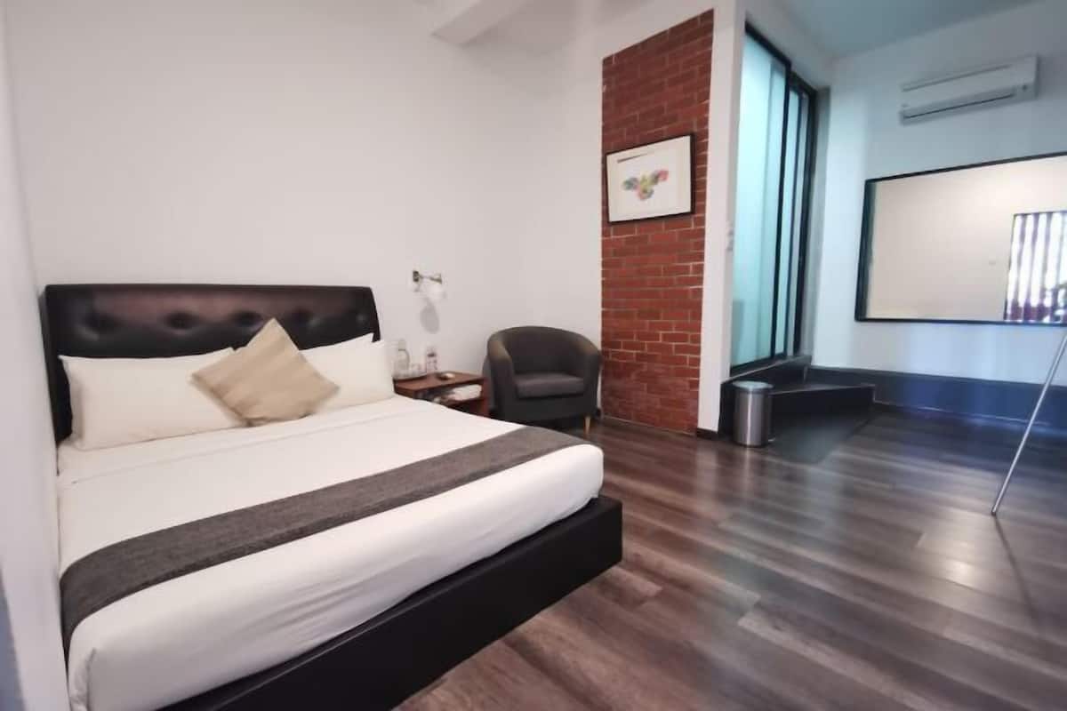 In-room safe, blackout drapes, iron/ironing board (on request)