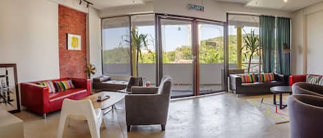 Televisión de pantalla plana