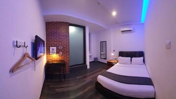 Premium Studio Suite, 1 Queen Bed, Non Smoking