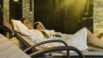 Couples treatment rooms, sauna, steam room, body treatments