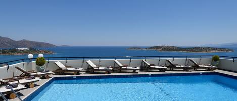 Alberca al aire libre