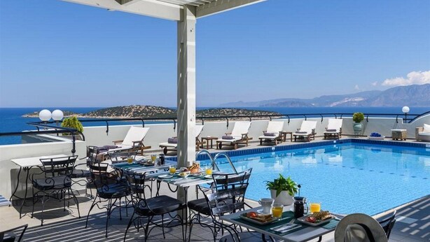 Outdoor pool - Alantha Apartments (Agios Nikolaos)