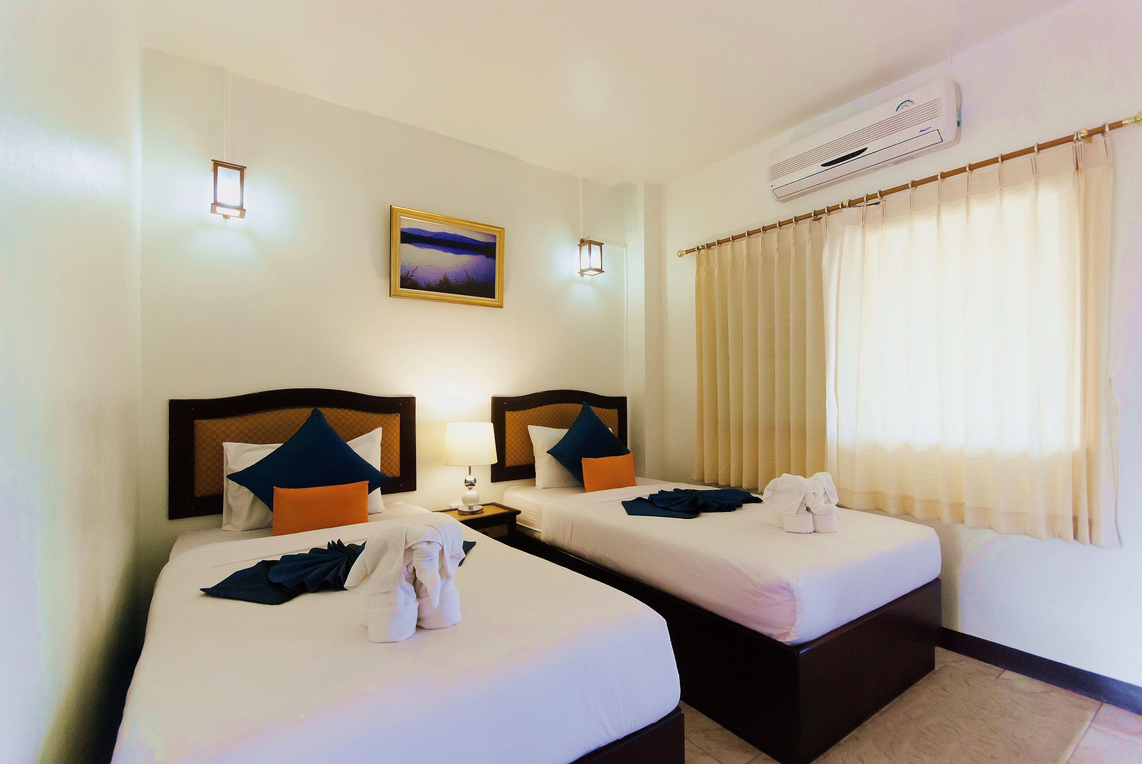 Minibar, in-room safe, desk, blackout curtains