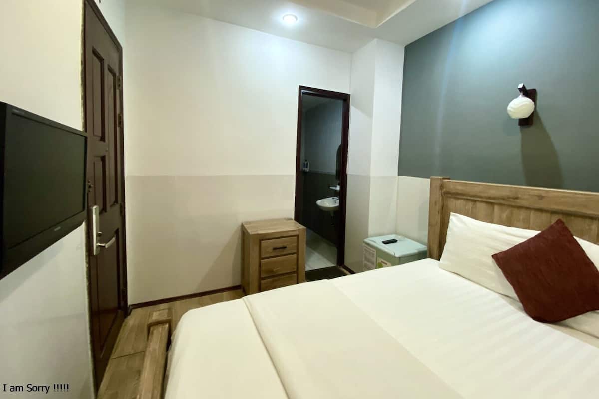 In-room safe, desk, blackout curtains, free WiFi