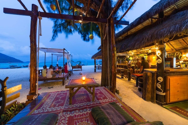 Reggeli, ebéd és vacsora, thai ételek