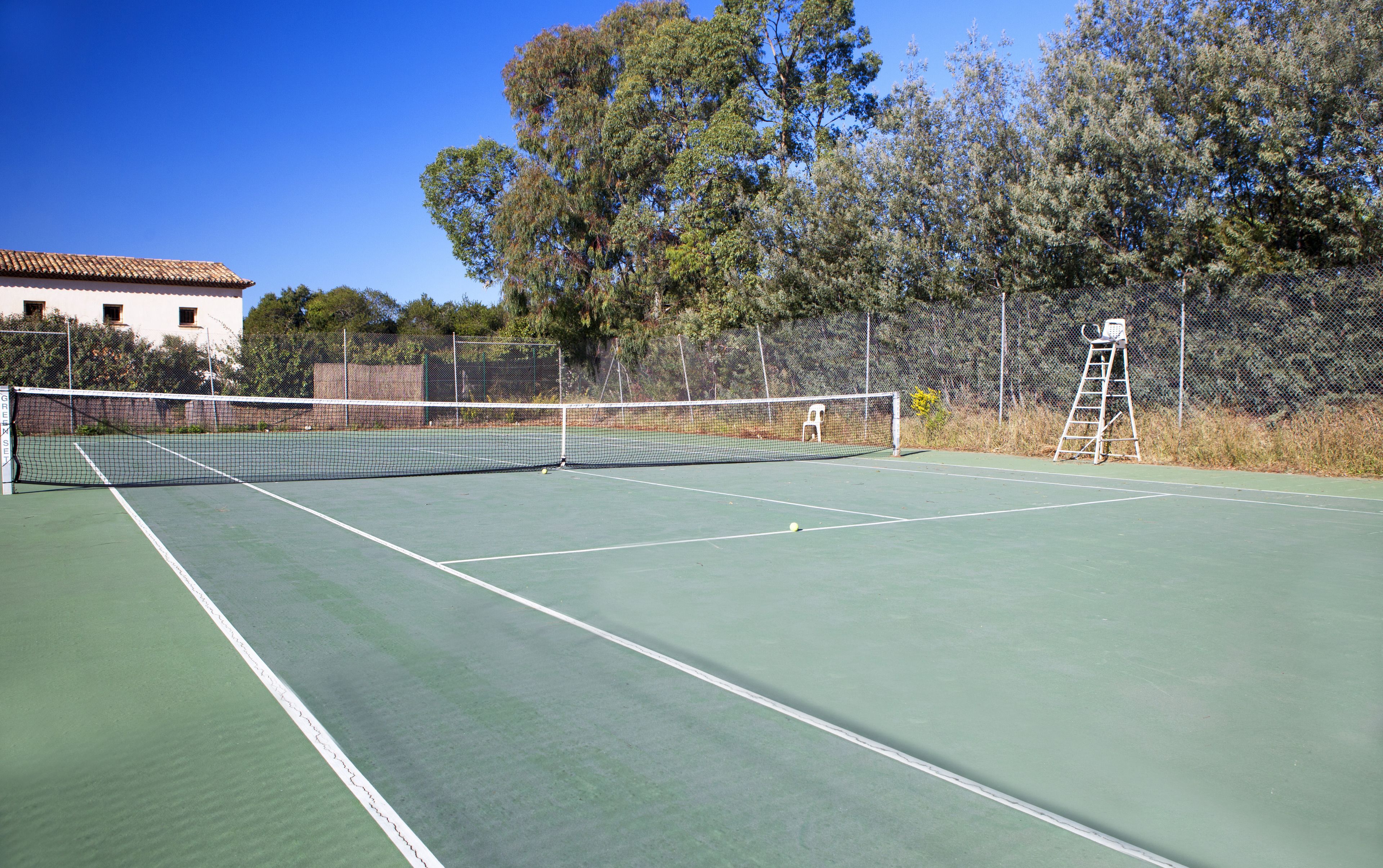 tennis court