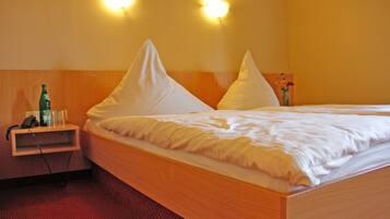 Escritorio, sistema de insonorización y cunas gratuitas