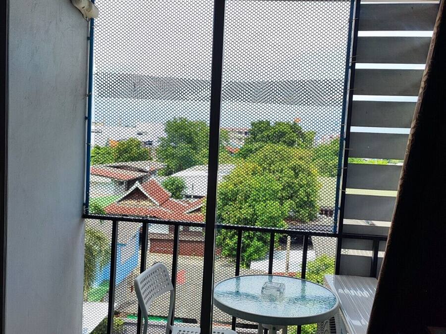 Comfort Double Room | Free WiFi, bed sheets