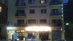 A multi-story hotel named 'HOTEL MARTE' with a central entrance and balconies on each floor. - Hotel Marte (Milan)