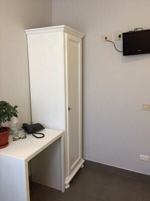 Room amenity - Hotel Marte (Milan)