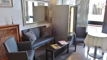 Sala de estar en el lobby