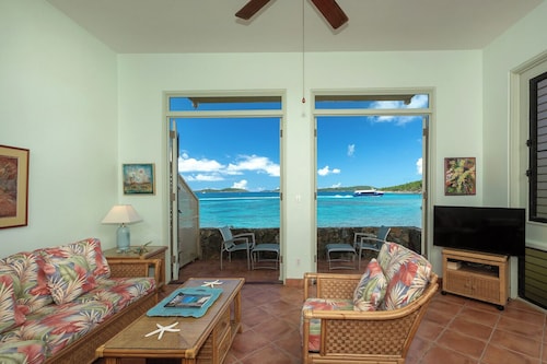 Suite St. John at Gallows Point Resort