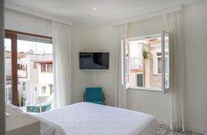 Camera Deluxe, 1 letto queen, balcone | City view