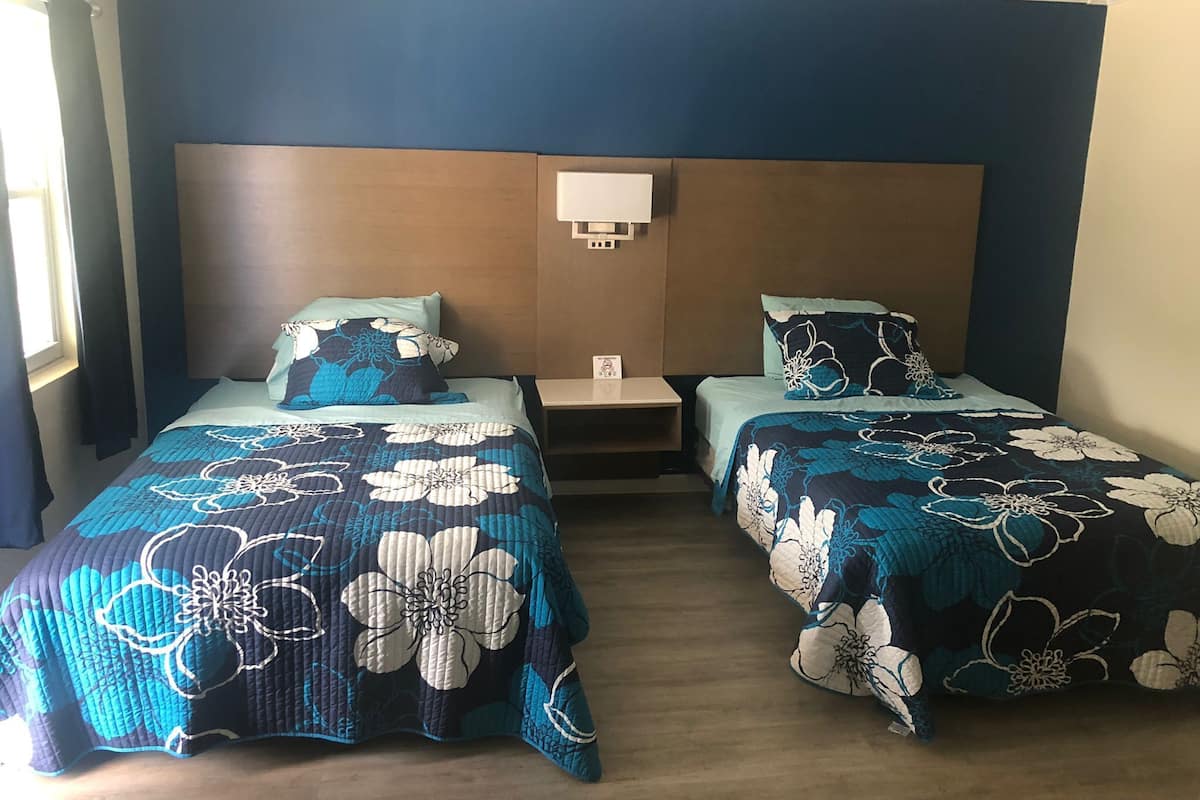 Free WiFi, bed sheets