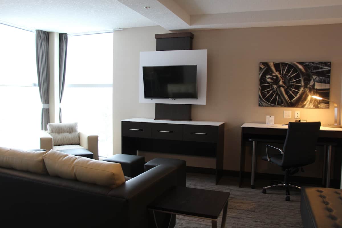1 bedroom, premium bedding, down duvets, pillow-top beds