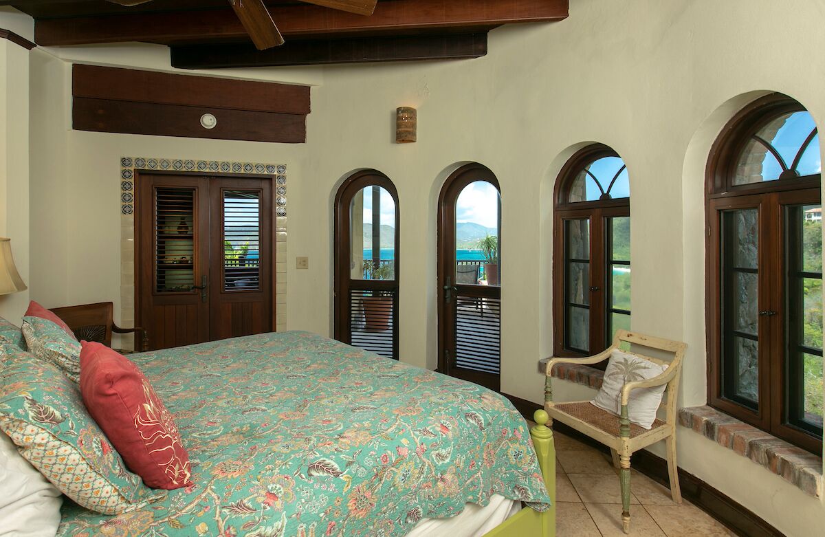 Honeymoon Suite, 1 Bedroom | 1 bedroom, in-room safe, desk, iron/ironing board