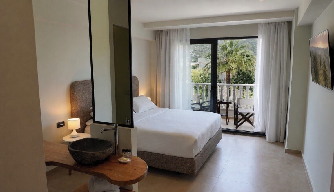 Deluxe Twin Room | Egyptian cotton sheets, premium bedding, in-room safe, blackout drapes