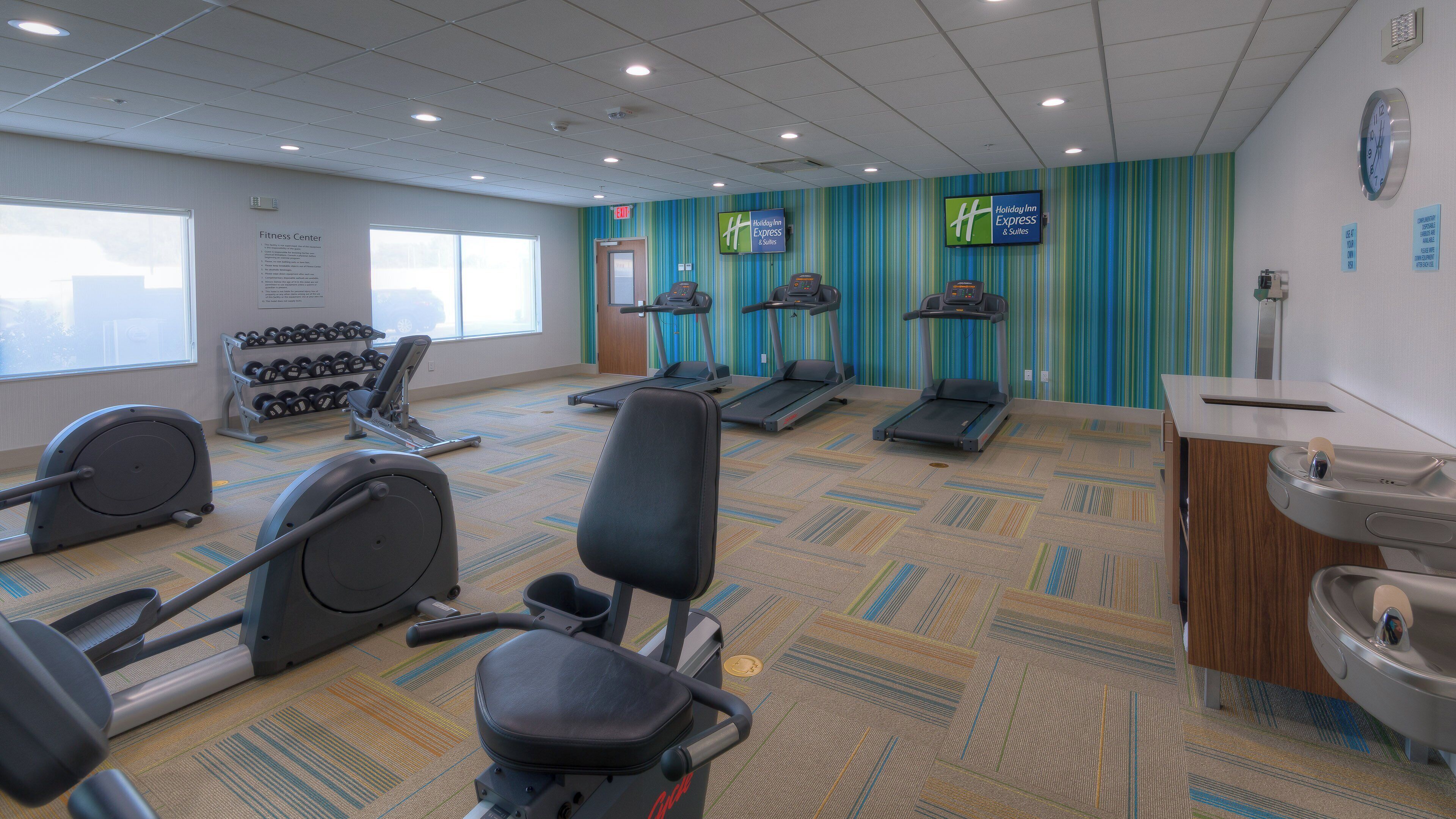 Photo - Holiday Inn Express & Suites Tulsa Midtown