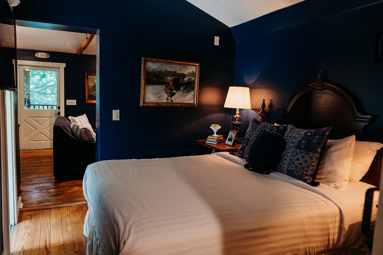 cottage (macbeth) | individually decorated, individually furnished, iron/ironing board