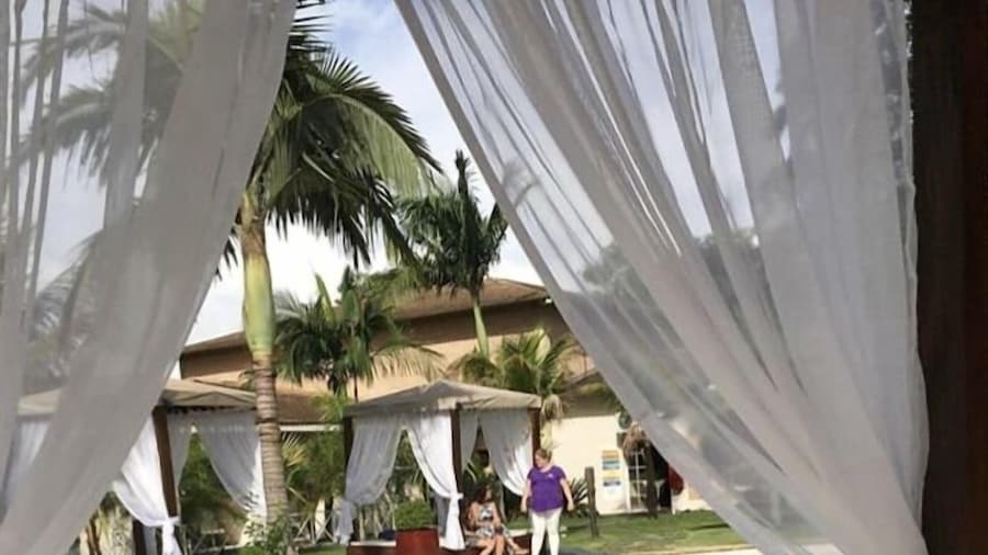 La Dolce Villa