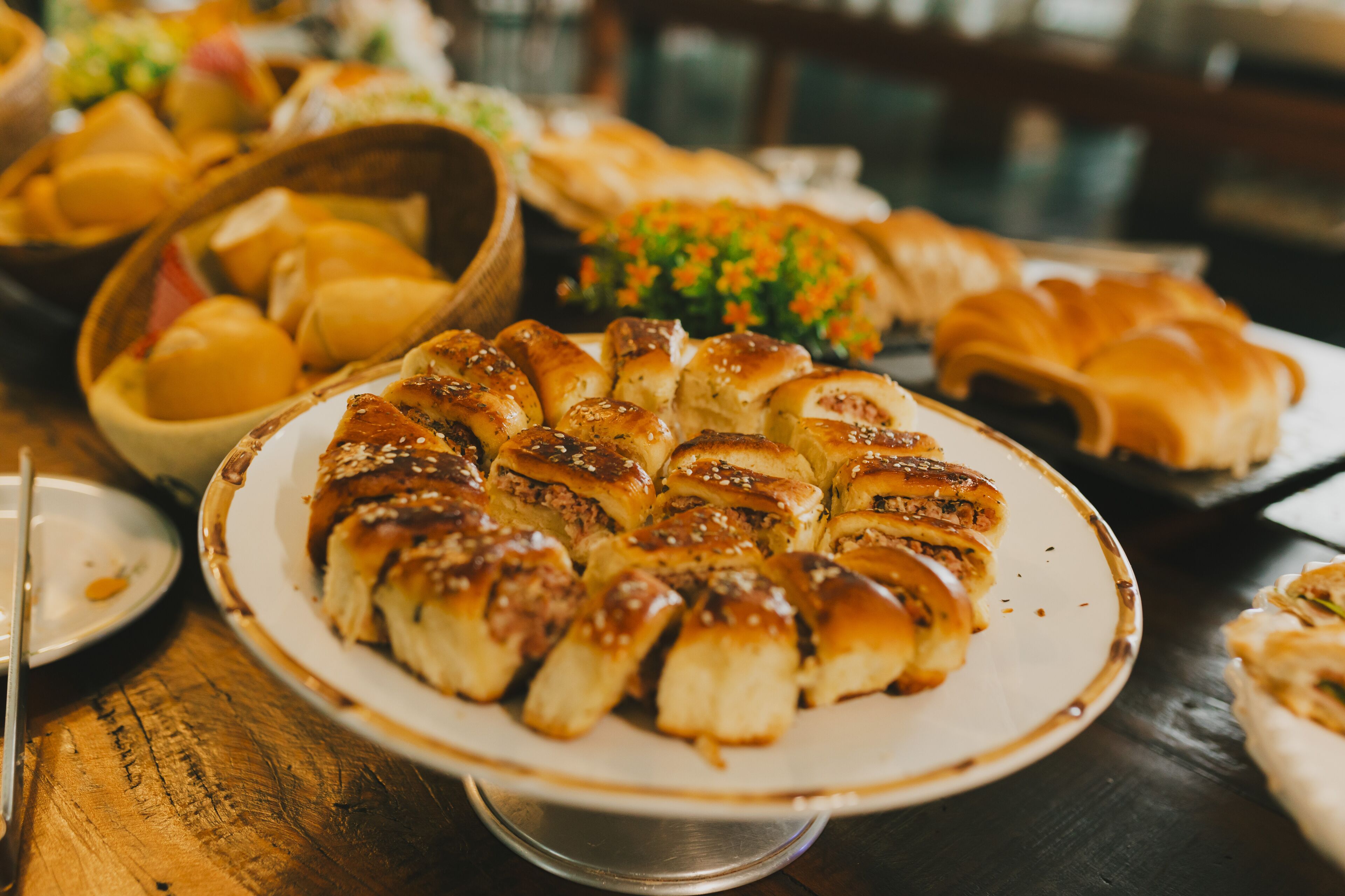indoor pool, 2 outdoor pools