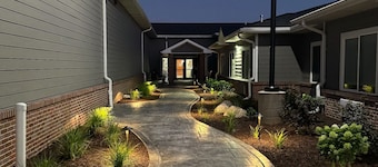 Cardinal Inn & Event Center