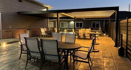 Cardinal Inn & Event Center
