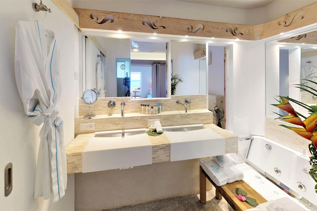 honeymoon suite (delphine) | bathroom | designer toiletries, hair dryer, bathrobes, towels